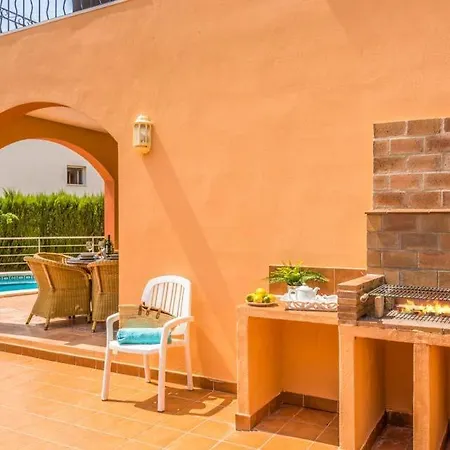 Cala Galdana Sleeps 6 Pool Air Con Wifi Villa Cala Galdana (Menorca)