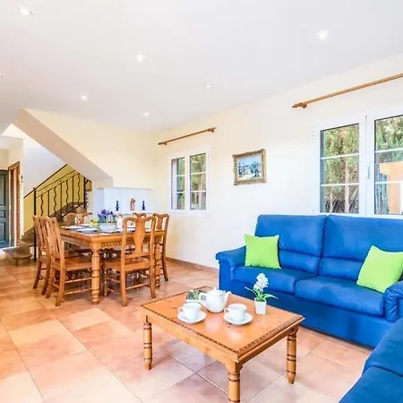 Cala Galdana Sleeps 6 Pool Air Con Wifi Villa