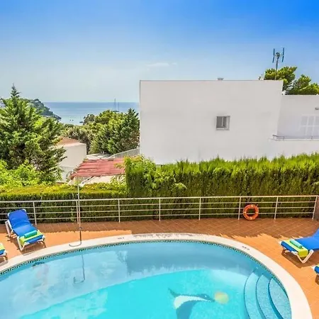 Cala Galdana Sleeps 6 Pool Air Con Wifi Villa Cala Galdana (Menorca)